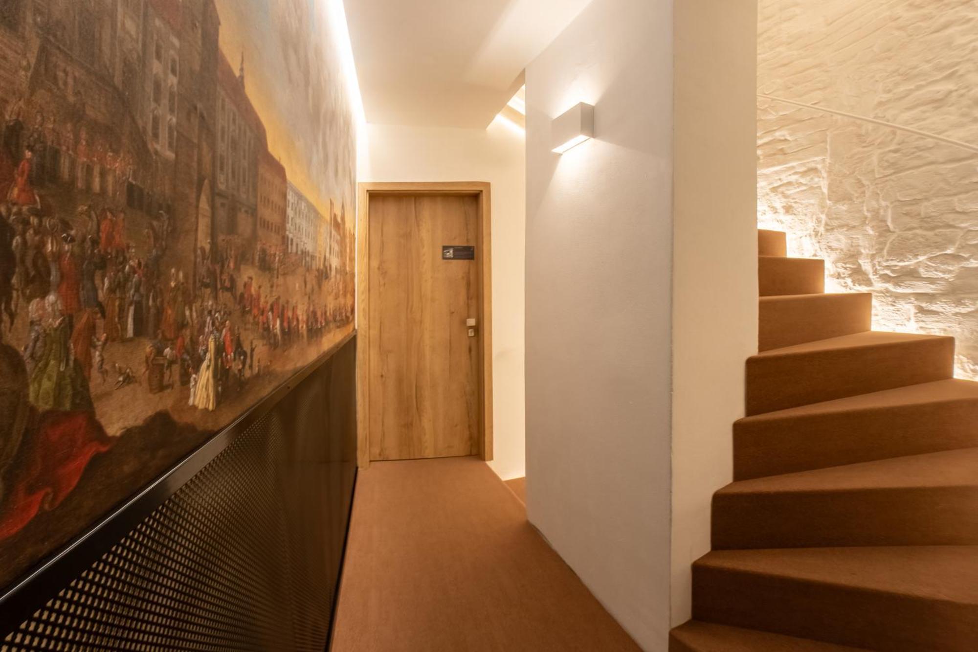 White Wolf Boutique Apartments 올로모우츠 외부 사진